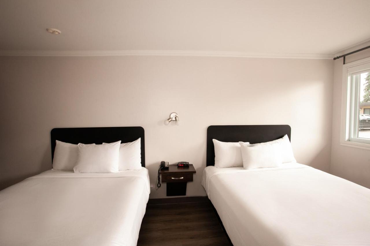 Motel Newstar 拉瓦尔 外观 照片