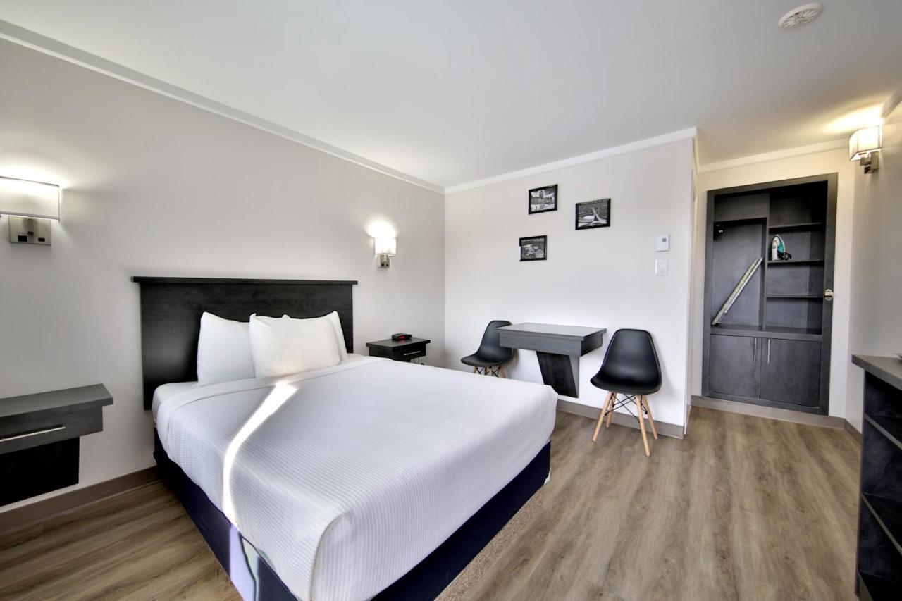 Motel Newstar 拉瓦尔 外观 照片